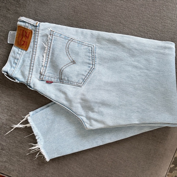 Aritzia Denim - Levi's Light Blue